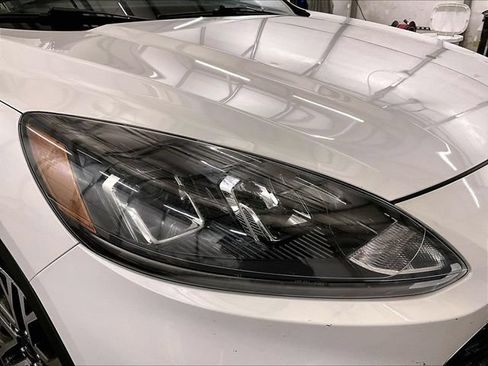 Used 2020 Ford Escape SEL AWD/4WD image 28