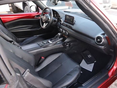 Used 2020 MAZDA MX-5 Miata RF Grand Touring image 19