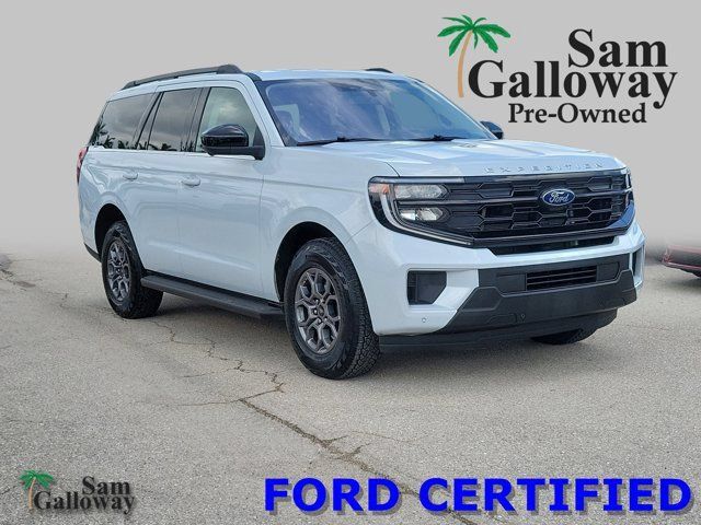 Certified 2025 Ford Expedition Active RWD image 1