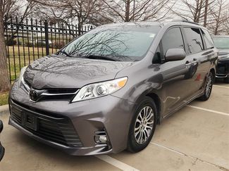 Used 2020 Toyota Sienna XLE video 1