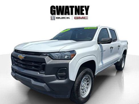 Used 2023 Chevrolet Colorado W/T RWD image 1