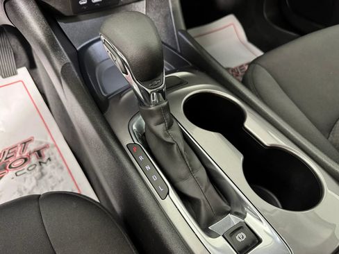 Used 2023 Chevrolet Malibu LS FWD image 22
