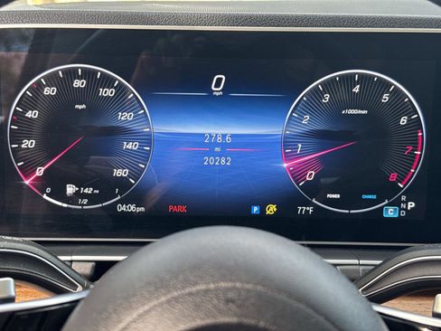 Used 2024 Mercedes-Benz GLE 350 4MATIC image 30