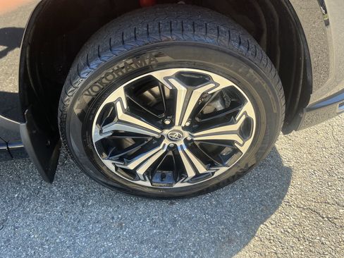 Used 2024 Toyota RAV4 XSE image 13