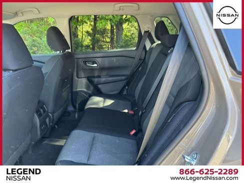 Certified 2024 Nissan Rogue SV AWD/4WD image 12
