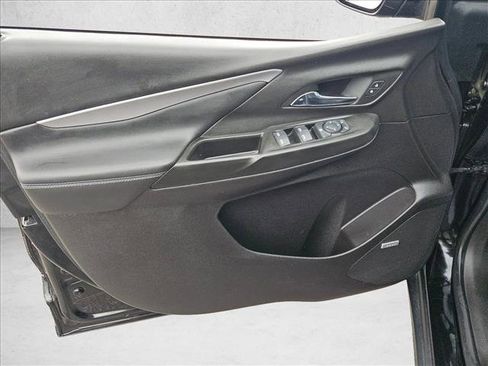 Used 2023 Chevrolet Bolt LT w/ Infotainment Package image 8