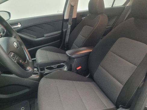 Used 2018 Kia Forte LX FWD image 17