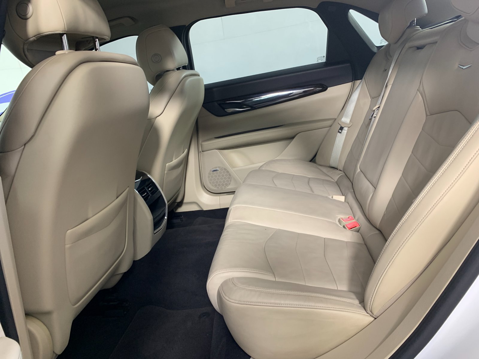 Used 2018 Cadillac CT6 2.0T RWD image 29
