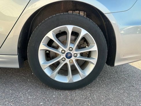 Used 2020 Ford Fusion Energi Titanium FWD image 41