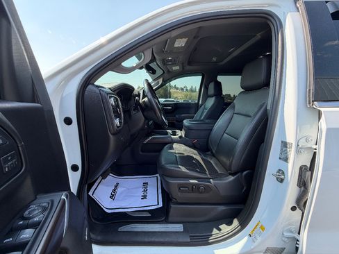 Used 2019 GMC Sierra 1500 SLT w/ SLT Premium Plus Package AWD/4WD image 2