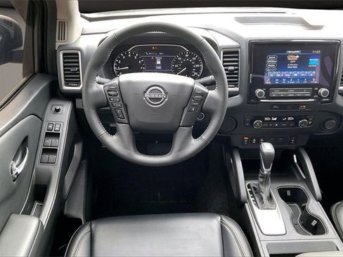 Certified 2024 Nissan Frontier SL w/ Technology Package image 5