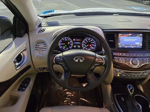 Certified 2019 INFINITI QX60 Luxe w/ Sensory Package image 10