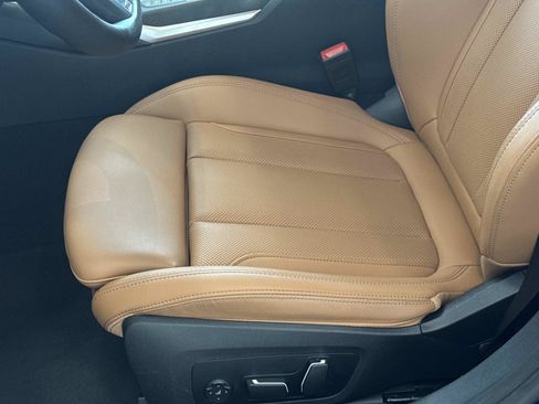Used 2024 BMW 330e RWD image 12
