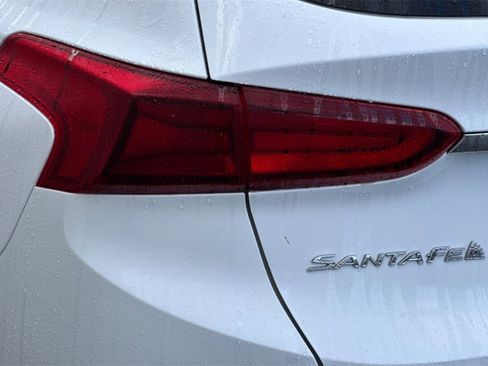 Used 2019 Hyundai Santa Fe SE image 33
