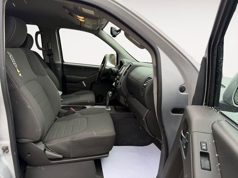 Used 2019 Nissan Frontier PRO-4X image 28
