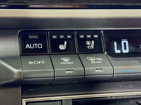Certified 2025 Toyota Camry XLE w/ Premium Plus Package FWD image 21