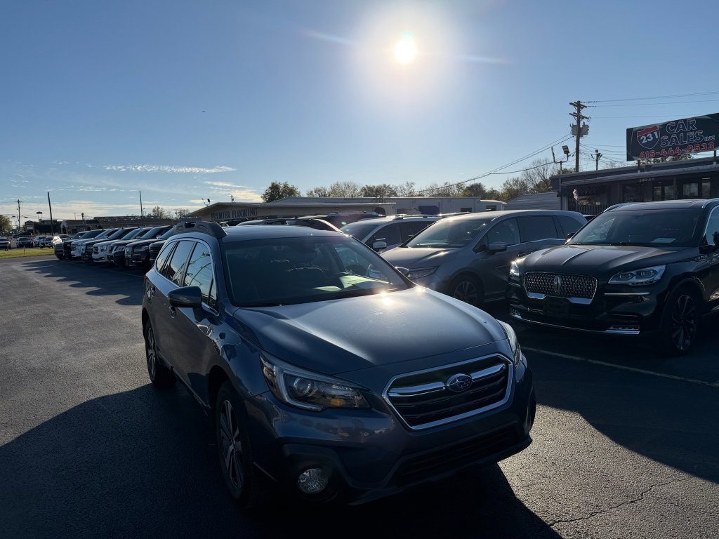 Used 2018 Subaru Outback 2.5i Limited AWD/4WD image 1