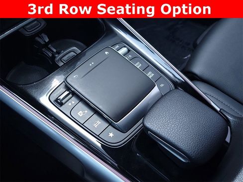 Used 2021 Mercedes-Benz GLB 250 4MATIC w/ Premium Package image 21