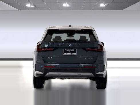 Used 2025 BMW X1 xDrive28i w/ Convenience Package image 10