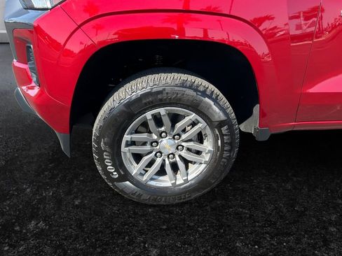 Certified 2023 Chevrolet Colorado LT w/ LT Convenience Package II AWD/4WD image 9