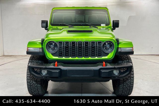 Used 2025 Jeep Gladiator Mojave AWD/4WD image 8