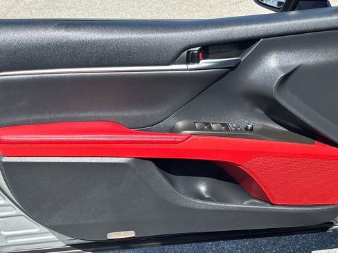 Used 2021 Toyota Camry XSE w/ Navigation Package image 11