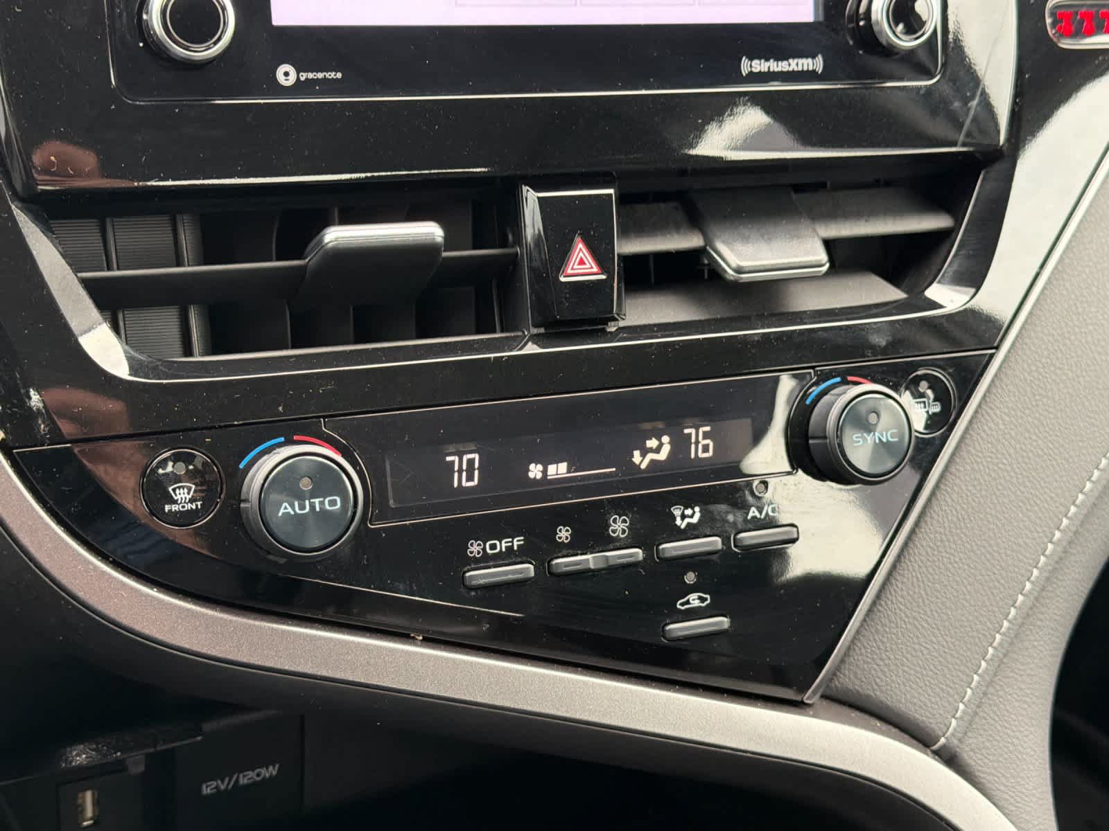 Used 2024 Toyota Camry SE FWD image 20