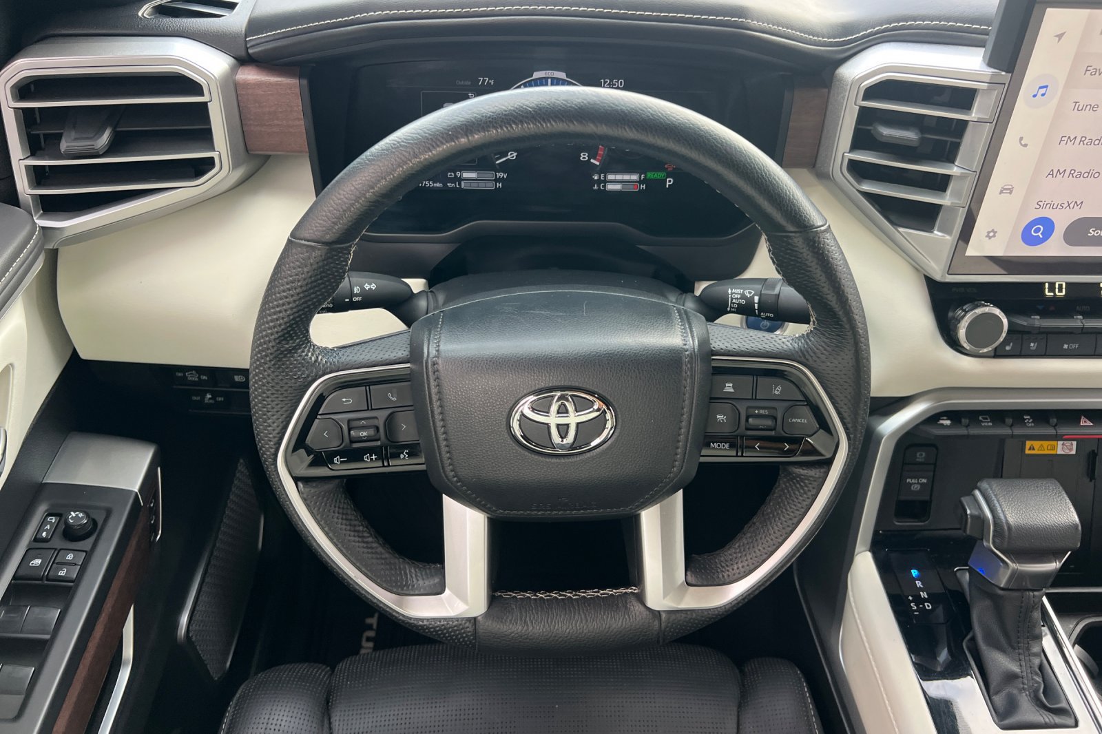 Used 2024 Toyota Tundra Capstone AWD/4WD image 16