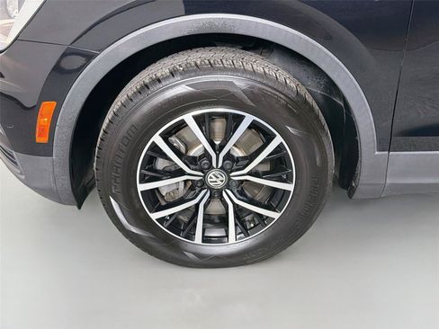 Used 2021 Volkswagen Tiguan S FWD image 31