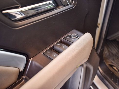 Used 2025 Chevrolet Colorado ZR2 w/ ZR2 Bison Edition image 19