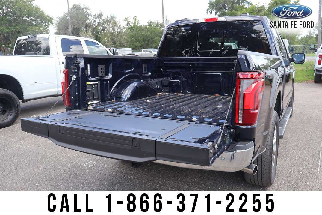 Used 2025 Ford F150 Lariat w/ Equipment Group 501A Mid AWD/4WD image 13