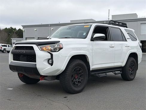 Used 2022 Toyota 4Runner TRD Pro image 2
