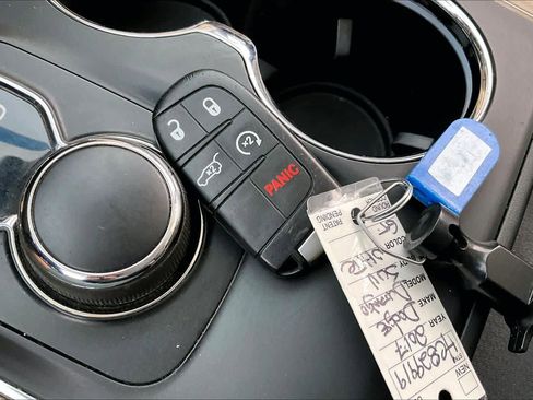 Used 2017 Dodge Durango GT w/ Nav & Power Liftgate Group image 15