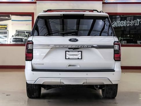 Used 2021 Ford Expedition Platinum image 11