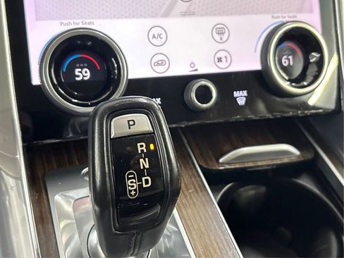 Used 2018 Land Rover Range Rover Sport HSE AWD/4WD image 39