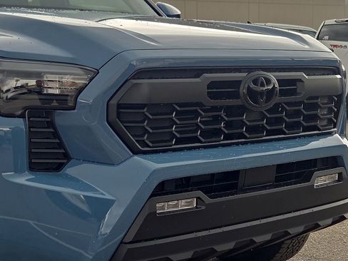 New 2026 Toyota Tacoma TRD Off-Road AWD/4WD image 7
