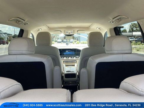 Used 2021 Mercedes-Benz GLS 450 4MATIC image 14