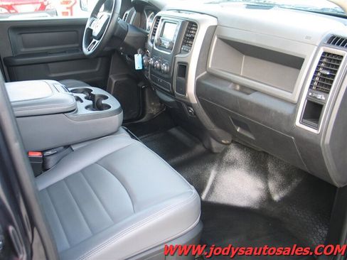 Used 2017 RAM 1500 Tradesman w/ Cold Weather Group AWD/4WD image 20