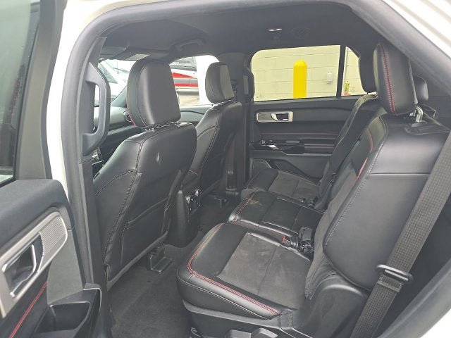 Used 2023 Ford Explorer ST-Line AWD/4WD image 22