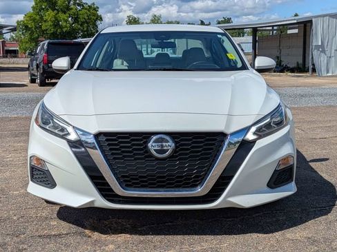 Used 2022 Nissan Altima 2.5 SV FWD image 9