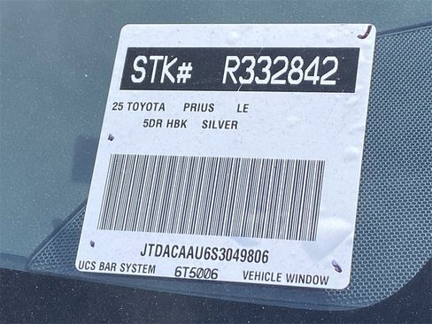 Certified 2025 Toyota Prius LE image 36