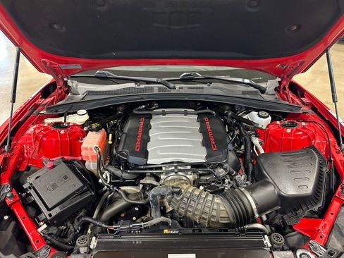 Used 2021 Chevrolet Camaro SS image 35