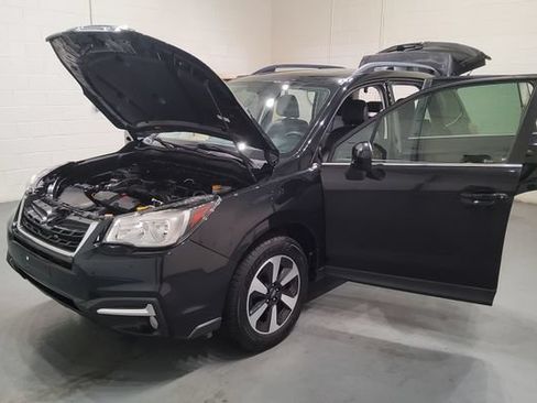 Used 2018 Subaru Forester 2.5i Limited w/ Popular Package #2 AWD/4WD image 9