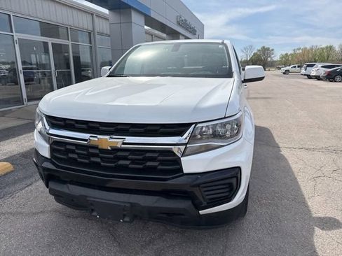Used 2022 Chevrolet Colorado W/T w/ WT Convenience Package image 3