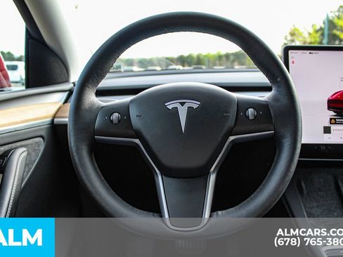 Used 2024 Tesla Model Y Long Range image 25