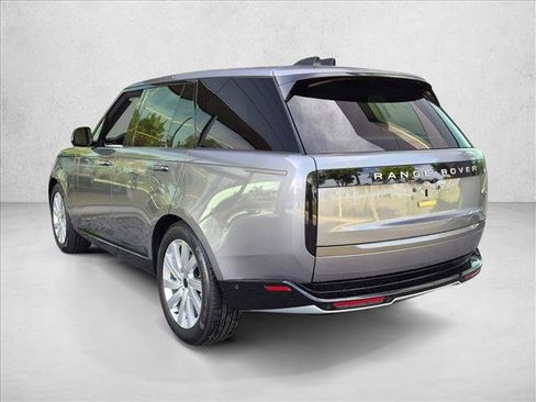 Used 2023 Land Rover Range Rover SE AWD/4WD image 7