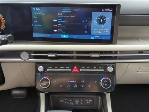 Used 2025 Hyundai Tucson SEL FWD image 14