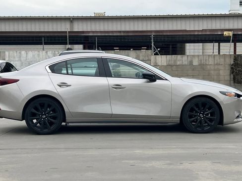 Used 2024 MAZDA MAZDA3 s image 9