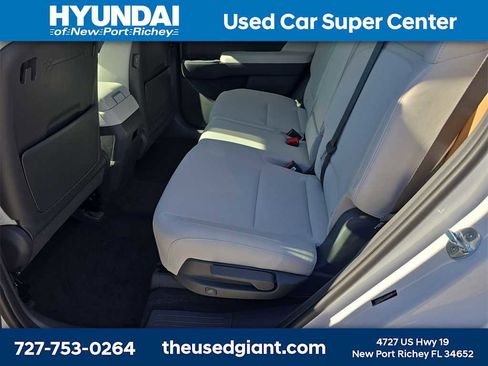 New 2026 Hyundai Santa Fe SE image 20