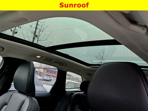 Used 2025 Volvo XC60 T8 Ultra w/ Protection Package Premier image 27